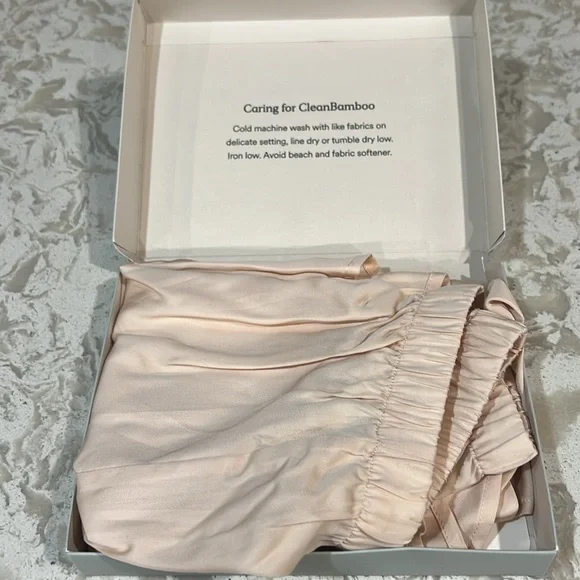 Ettitude Sateen Cami and Shortie Setin Oat Size Medium